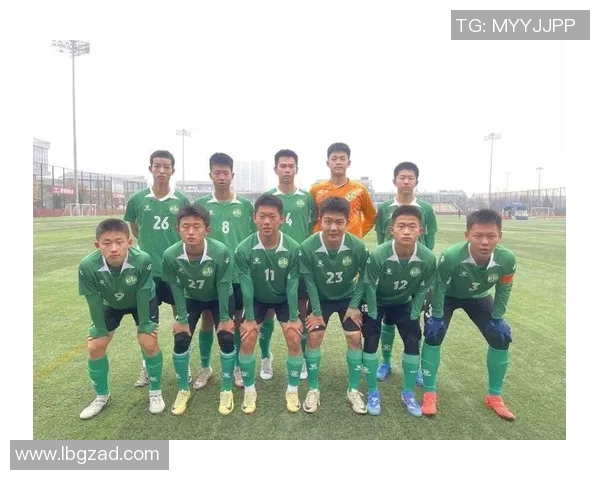 西安足球队的蜕变与崛起：城市联赛中的奋斗与希望